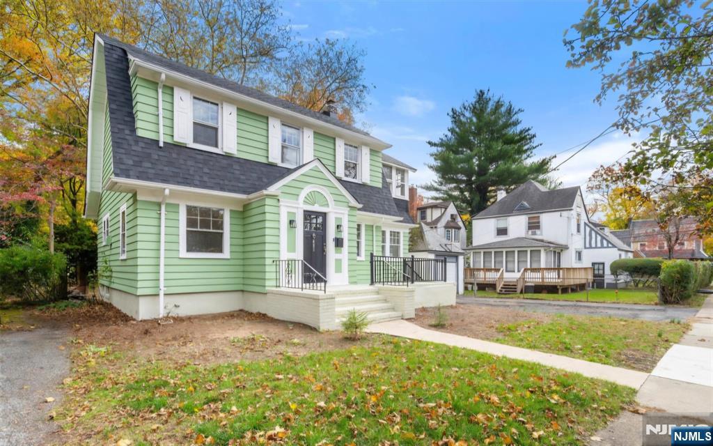 Residential in Englewood