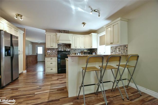 36 47 Th St S, House other with 5 bedrooms, 3 bathrooms and 6 parking in Wasaga Beach ON | Image 8