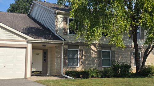 8-220 Wethington Dr, Wauconda, IL, 60084-1574 | Card Image