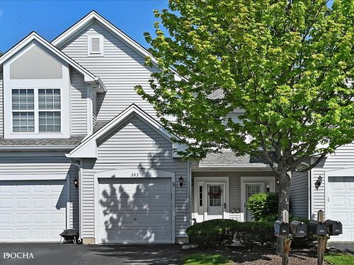303 Huntington Ct, Oswego, IL, 60543-8439 | Card Image