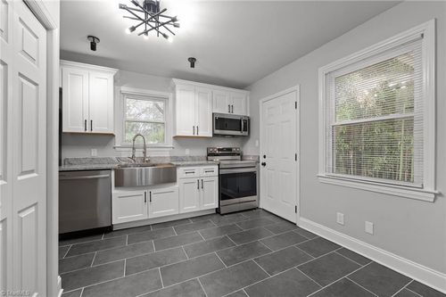 3403 Wilshire Dr, Greensboro, NC, 27408-2923 | Card Image