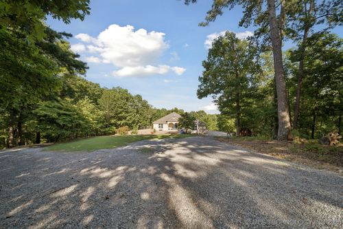 183 Bandsaw Cir, Kansas, OK, 74347-4001 | Card Image