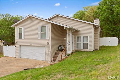 7213 Burgess Dr, Barnhart, MO, 63012-1434 | Card Image