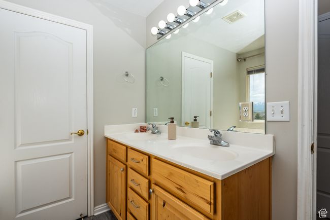 Bathroom with double vanity | Image 19