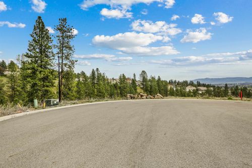 5102 N Scenic Ln, Spokane, WA, 99212-7303 | Card Image
