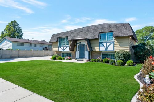 3268 W Hector Dr, West Valley City, UT, 84119-5715 | Card Image