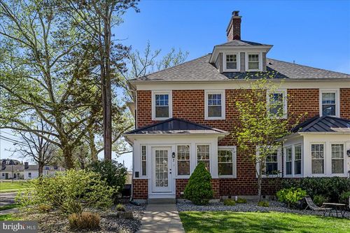 2 Harris Rd, Princeton, NJ, 08540-3337 | Card Image
