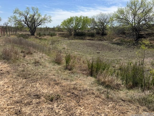 2148 County Road 220, Home with 3 bedrooms, 2 bathrooms and null parking in Floresville TX | Image 28