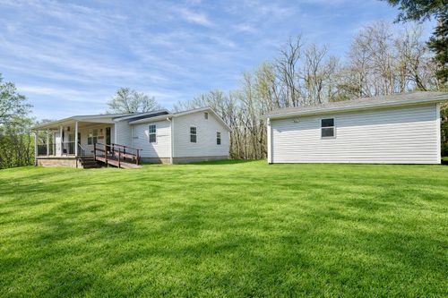 950 Sewell Branch Rd, Clifton, TN, 38425-4202 | Card Image