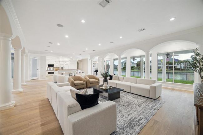 22 Berenger Pl, House other with 4 bedrooms, 5 bathrooms and 3 parking in Sugar Land TX | Image 16
