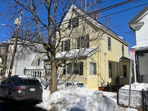 89 Heath St, Somerville, MA, 02145-1515 | Card Image