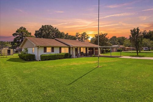 7845 Laurie Ln, Lumberton, TX, 77657-6828 | Card Image
