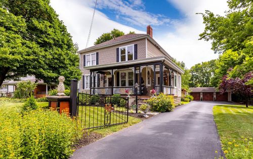 8354 Burns Ave, Cincinnati, OH, 45216-1137 | Card Image