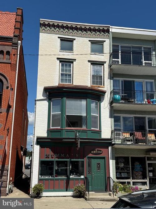 34 W Main St, MECHANICSBURG, PA, 17055-6249 | Card Image