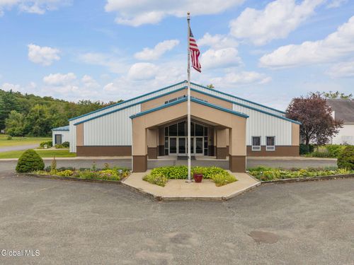 1688 Us Highway 9, Castleton-on-Hudson, NY, 12033 | Card Image