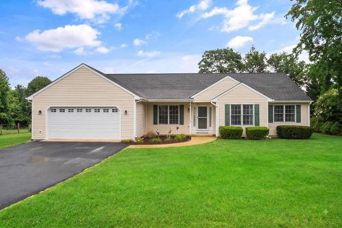 13 Tomahawk Ct, STUARTS DRAFT, VA, 24477-2906 | Card Image