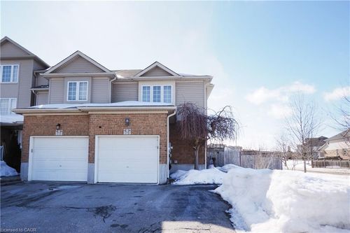 75 Donnenwerth Dr, Kitchener, ON, N2E3W6 | Card Image