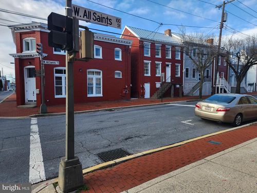 c2-104 W All Saints St, FREDERICK, MD, 21701-5520 | Card Image