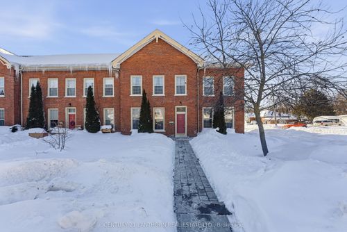 48 Queen St, Trenton, ON, K8V4X6 | Card Image