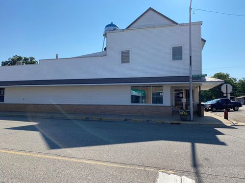 101 Central Ave S, Geneva, MN, 56035-4404 | Card Image