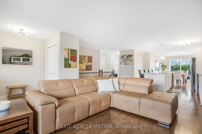 82 Richard St, House attached with 3 bedrooms, 2 bathrooms and 2 parking in Alfred ON | Image 9
