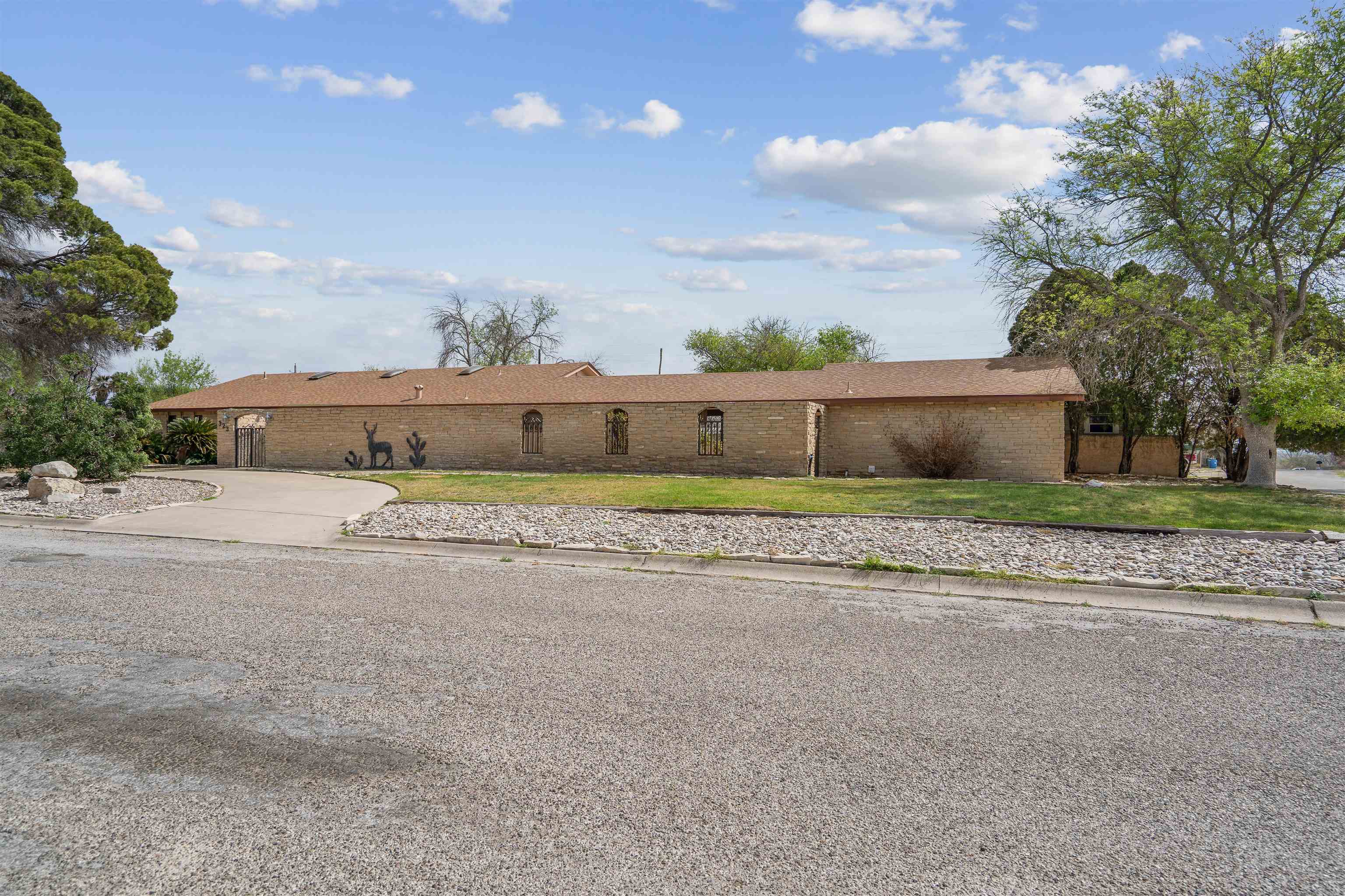 Residential in Del Rio 4