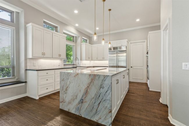 805 Parkwood Ct, House other with 4 bedrooms, 4 bathrooms and 6 parking in Mckinney TX | Image 11