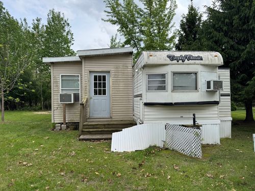 25-16 Woodhaven Dr E, Sublette, IL, 61367 | Card Image