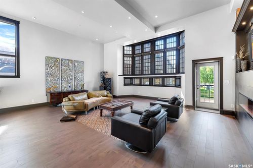 8-1651 Anson Rd, Regina, SK, S4P0E1 | Card Image