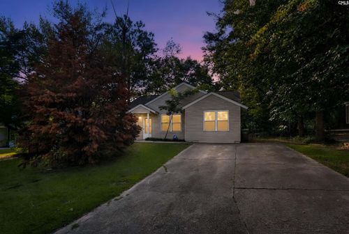 420 Greenlake Dr, Hopkins, SC, 29061-9329 | Card Image
