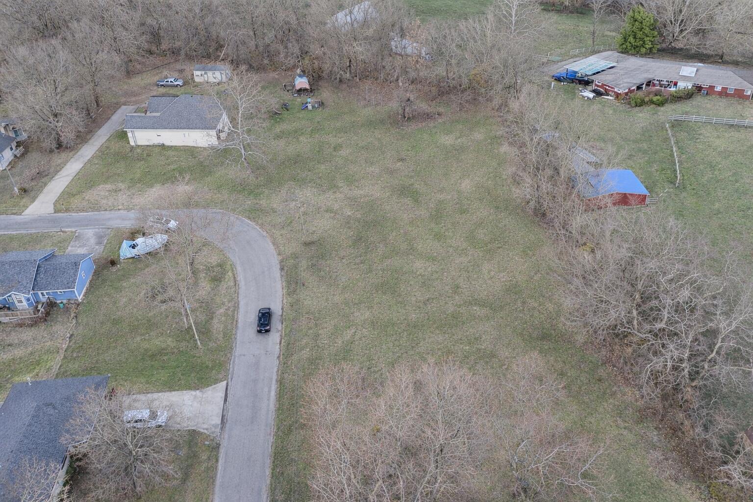Land in Cassville