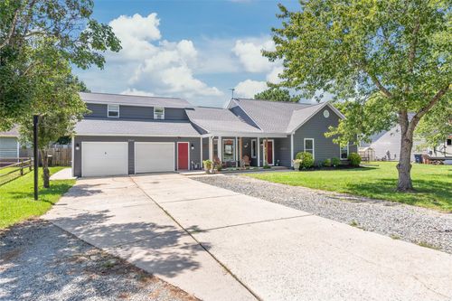 2241 Indian Cross Trl, Matthews, NC, 28104-6053 | Card Image
