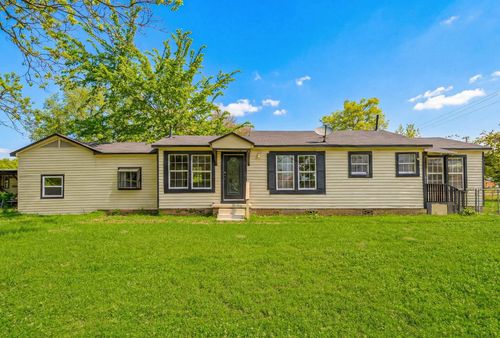 160 N Hearne St, Waskom, TX, 75692-9351 | Card Image