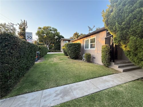 637 W Colorado Blvd, Monrovia, CA, 91016-2607 | Card Image