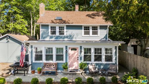 20 Bradley Ave, Branford, CT, 06405-3802 | Card Image