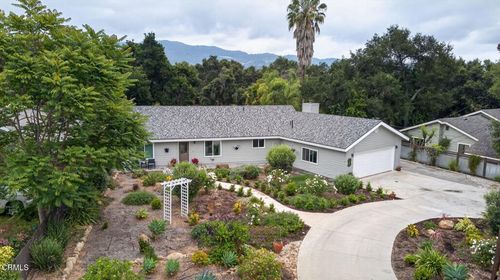 594 S La Luna Ave, OJAI, CA, 93023-3506 | Card Image
