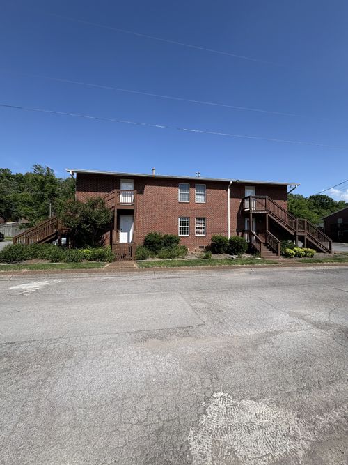 201 Brooke Castle Dr, Hermitage, TN, 37076-1793 | Card Image