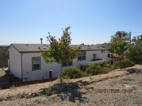 2734 Ross Dr, Valley Springs, CA, 95252-9521 | Card Image