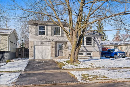 358 Mcnabb Cres, Milton, ON, L9T3G2 | Card Image