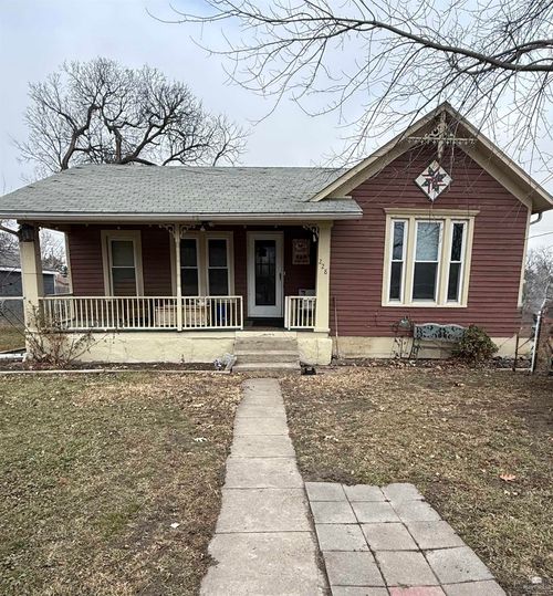 228 E 5th St, Chapman, KS, 67431-9700 | Card Image