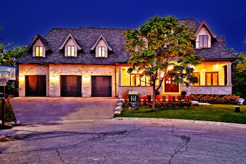 197 Sherwood Pl, Newmarket, ON, L3Y8E5 | Card Image