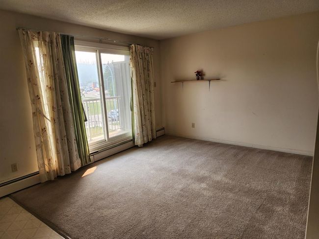 212 - 7 Clearwater Cres, Condo with 2 bedrooms, 1 bathrooms and 1 parking in Fort Mcmurray AB | Image 8