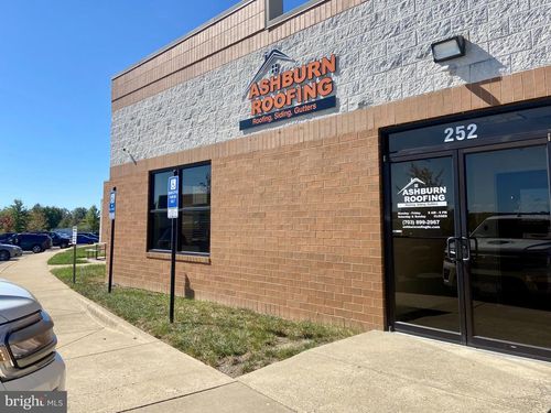 252 Airport Rd, WINCHESTER, VA, 22602-4569 | Card Image