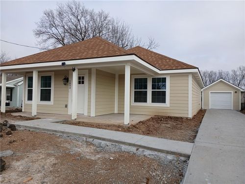 1893 S Tremont St, Kansas City, KS, 66103-1340 | Card Image