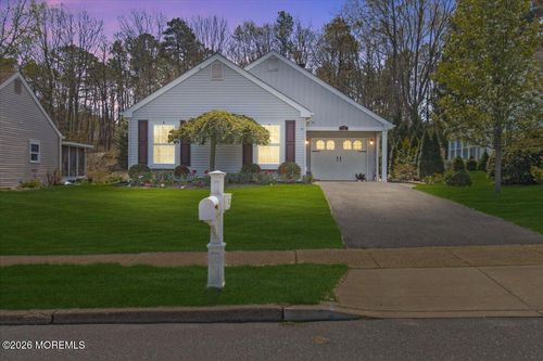32 Buckingham Drive, Southampton, NJ, 08088 | Card Image
