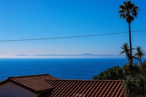 2870 Zell Dr, Laguna Beach, CA, 92651-2046 | Card Image