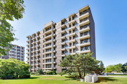 510-35 Ormskirk Ave, Toronto, ON, M6S1A8 | Card Image