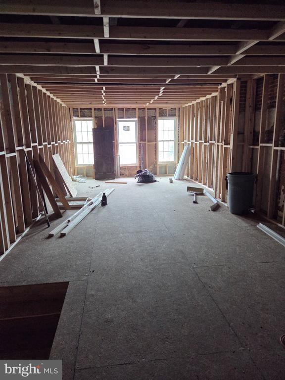 Commercial Sale in BALTIMORE 5