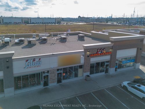 {{alt}} | Card Image