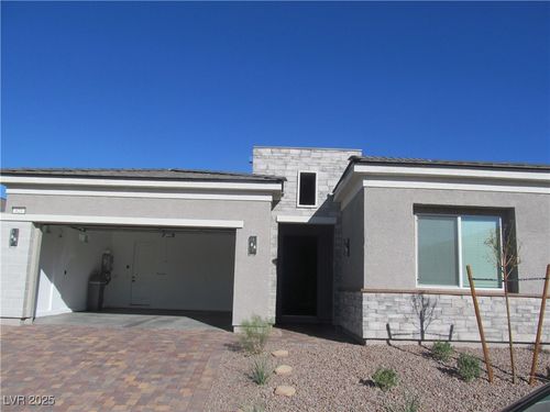 820 Purser St, Henderson, NV, 89011-2701 | Card Image